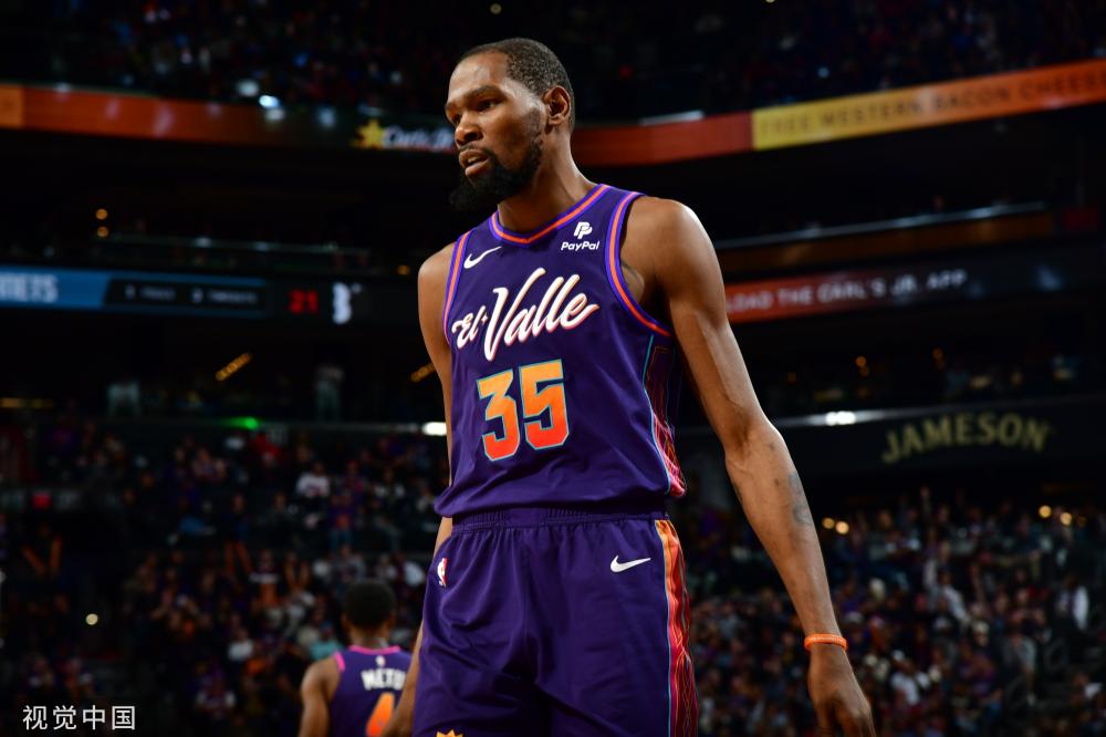 特别是在球 特别是在球