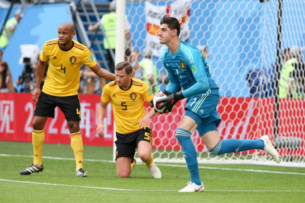 记者:赫伊森应该会在本周末前与皇马敲定个人条款.